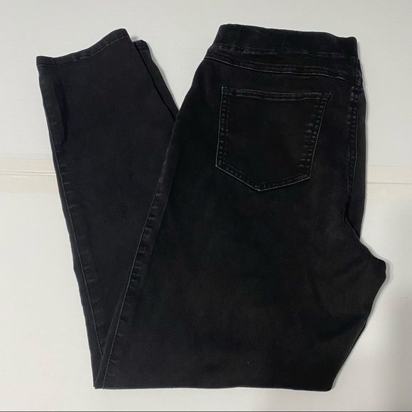 Womens Black pull on denim jeans pants by Hannah Size Large - Picture 1 of 13